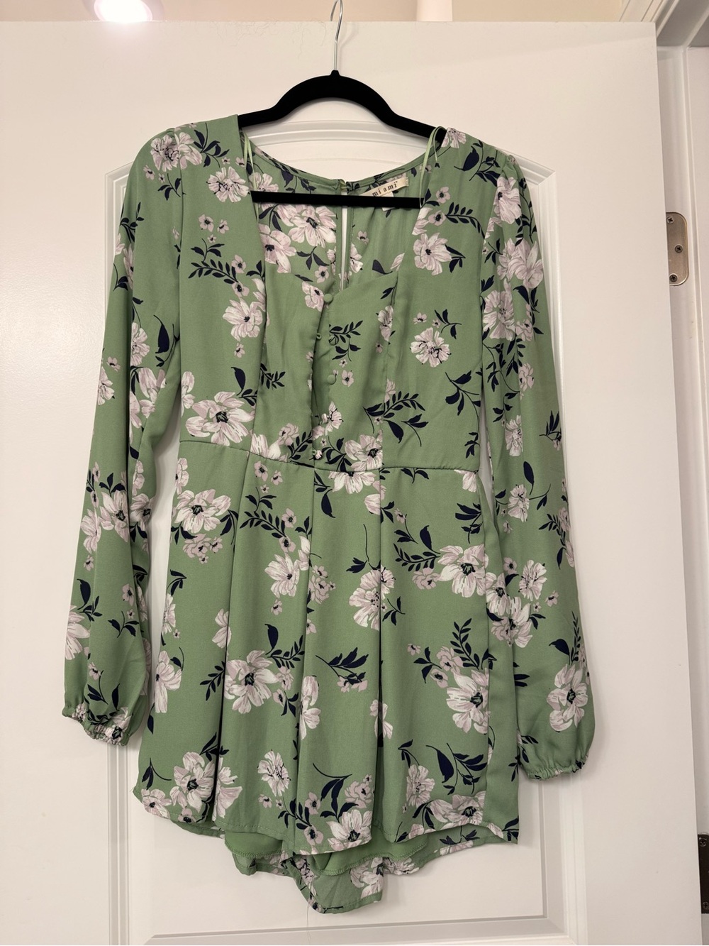 Green Floral Long-Sleeve V-Neck Women's Romper